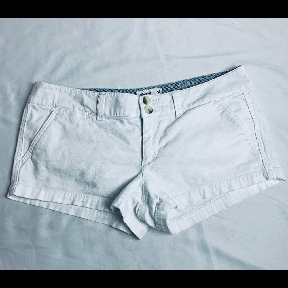 Women’s American Eagle shorts size 4 white